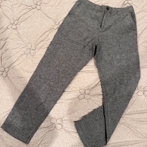 Uniqlo linen drawstring pants.
